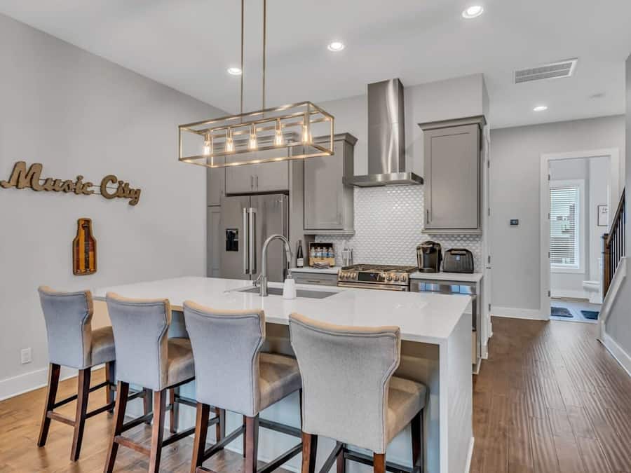 Hus | 4 soverom og internett