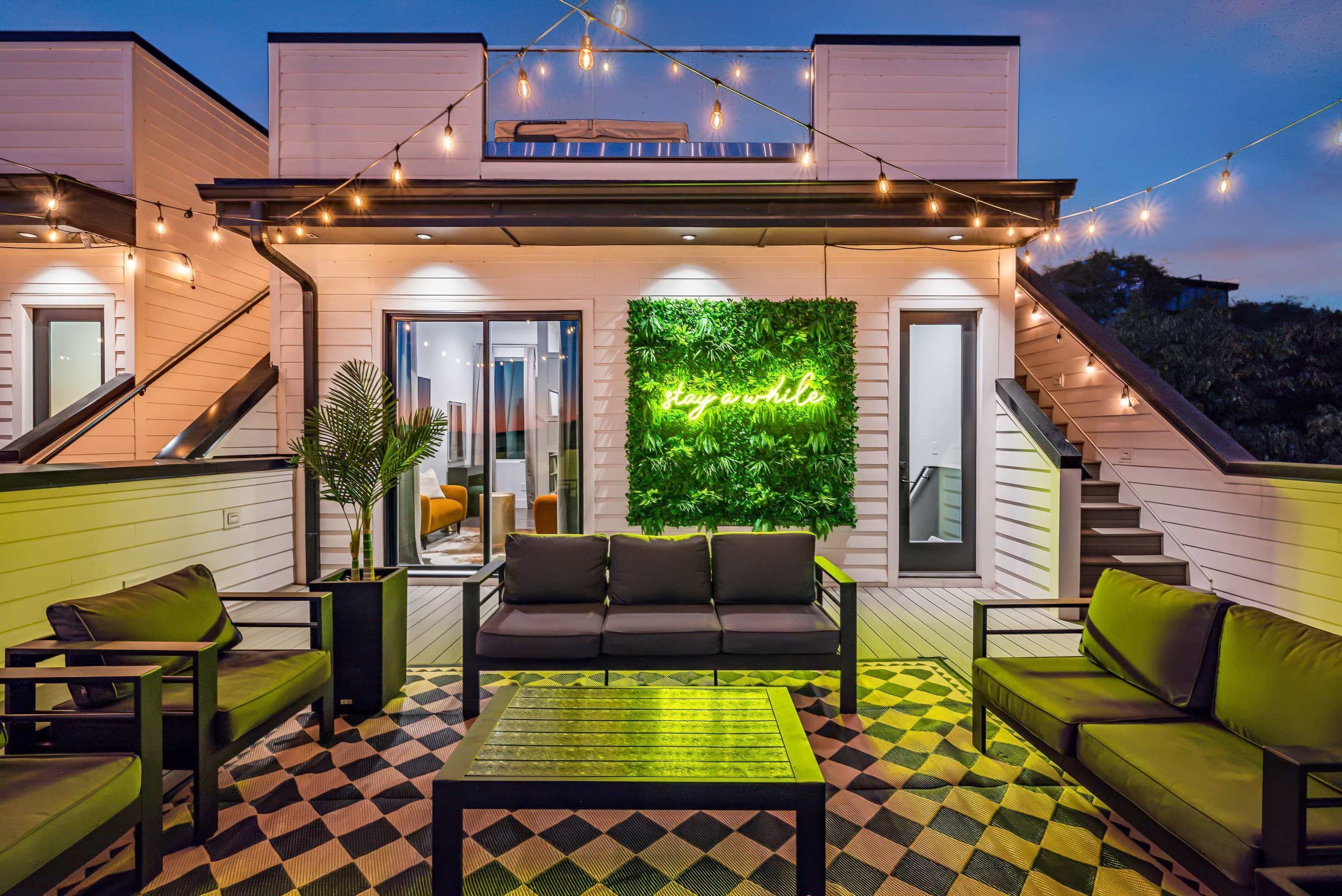 Hus | 4 soverom, skrivebord og internett