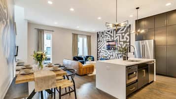 House | 4 bedrooms, Internet