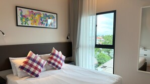 Comfort Apartment, Balcony, City View