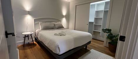 2 chambres, fer et planche Ă repasser, Wi-Fi, draps fournis