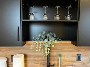 Interior - Luxe Urban Retreat Su (Halifax)