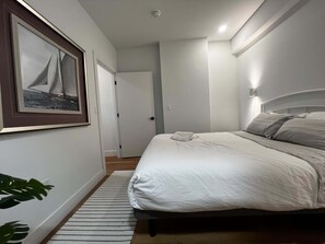 2 chambres, fer et planche à repasser, Wi-Fi, draps fournis