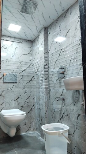 Nadim Tiger Residency