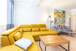 Smart TV - Vienna Apartment 1010 (Vienna)