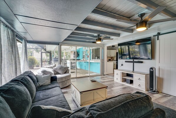 House (3 Bedrooms) | Interior - < 1 Mi to Four Freedoms Beach: Canal-front Getaway (Cape Coral)