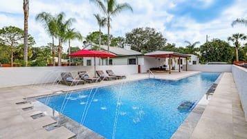 House (2 Bedrooms) | Front of property