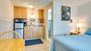 Unclassified image, 2 of 24, button - 'beachfront 16' Condo on Old Orchard Beach (Old Orchard Beach)