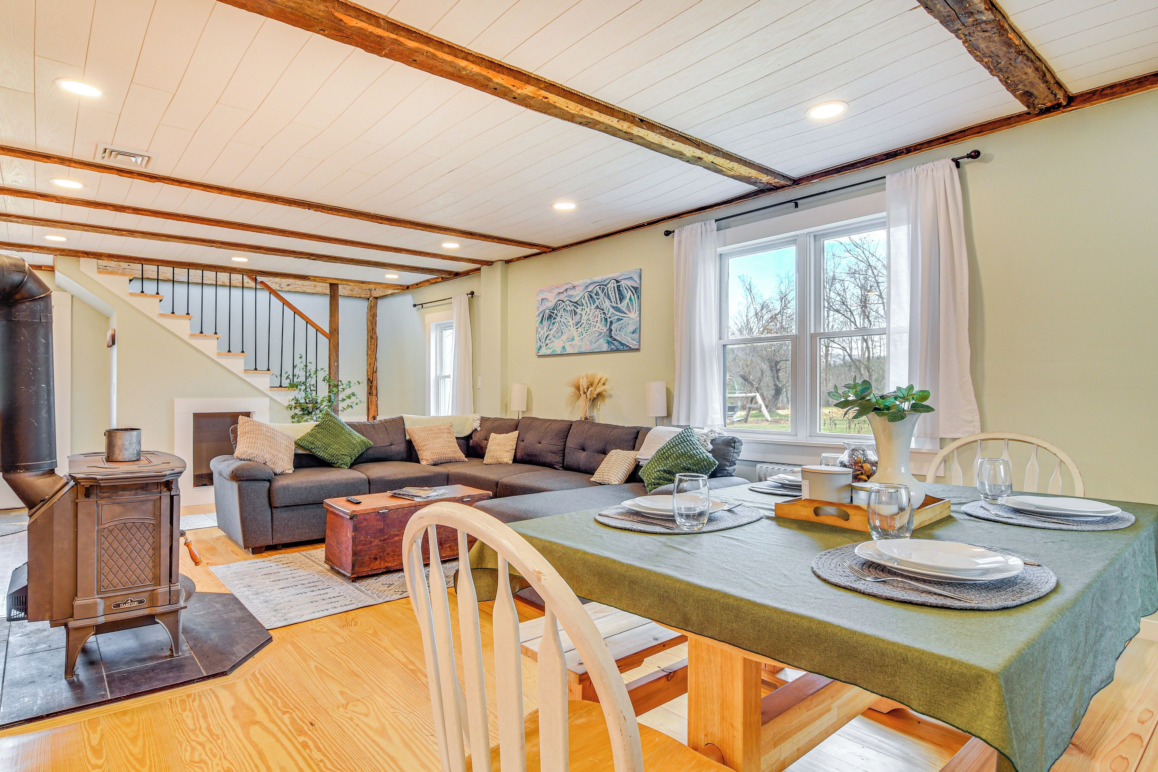 House (3 Bedrooms) | Interior