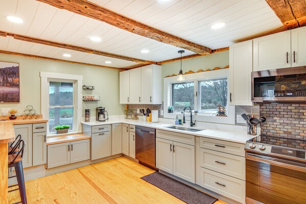 House (3 Bedrooms) | Interior - 10 Mi to Skiing: Historic Farmhouse in Maine! (Rumford)