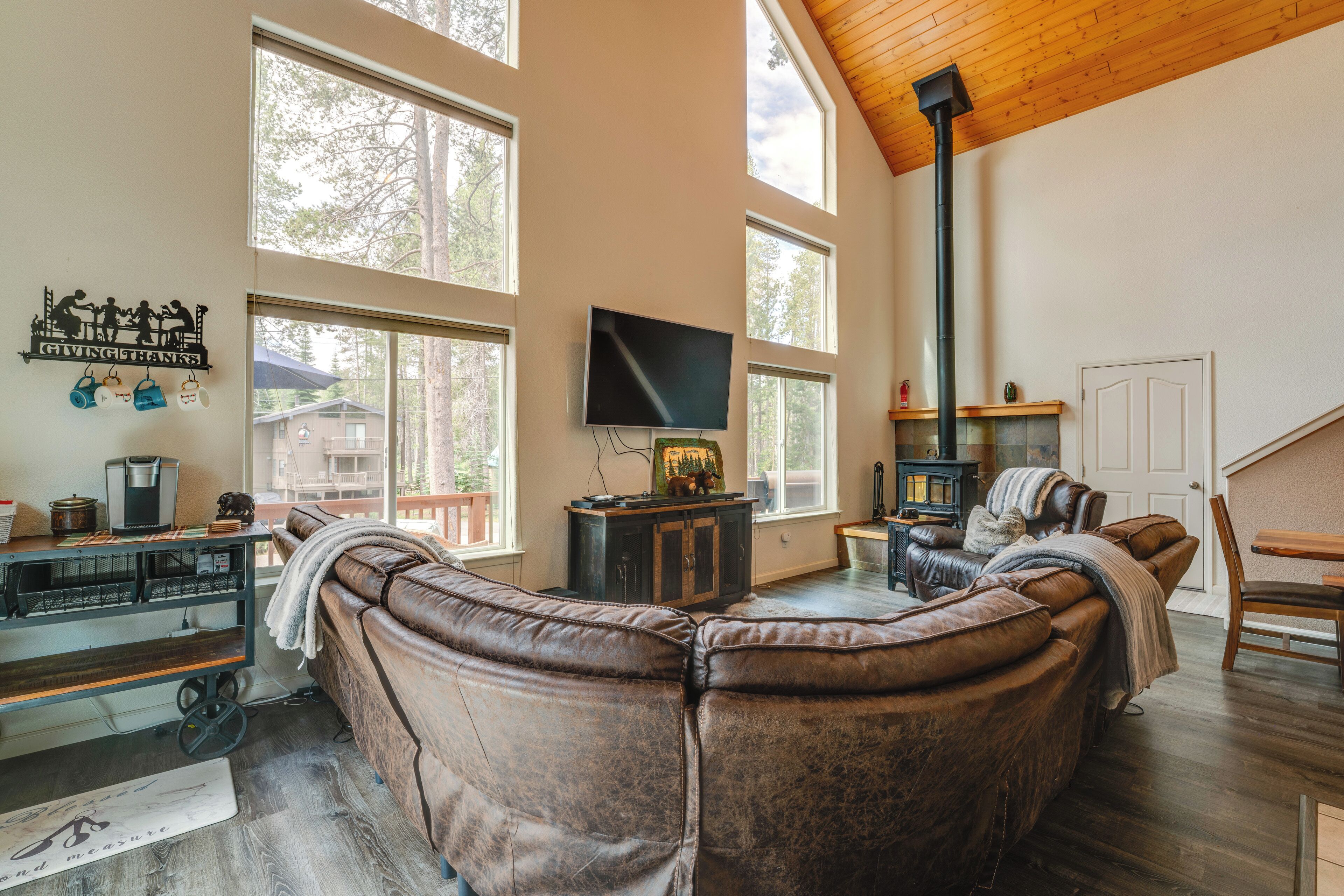 House (3 Bedrooms) | Front of property