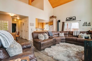 Interior - Snowshoe & Sled On-site! Soda Springs Cabin (Truckee)