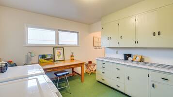 Hus (2 Bedrooms) | Interiör