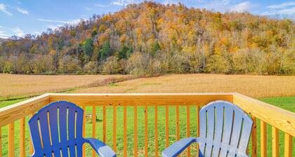 Near ATV & Hiking Trails: Home w/ Deck in Oneida!