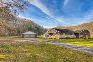 House (3 Bedrooms) | Interior - Stay & Play: West Virginia Country Home! (Davisville)