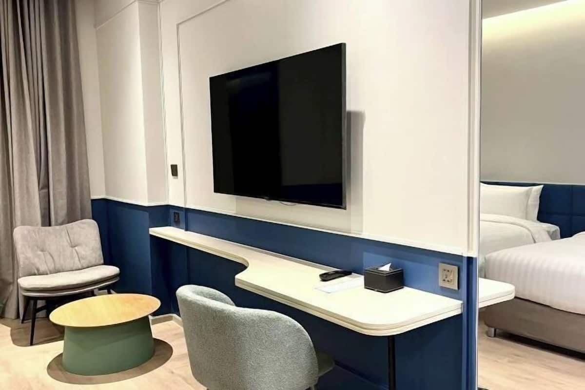 1 sovrum, minibar och värdeförvaringsskåp på rummet