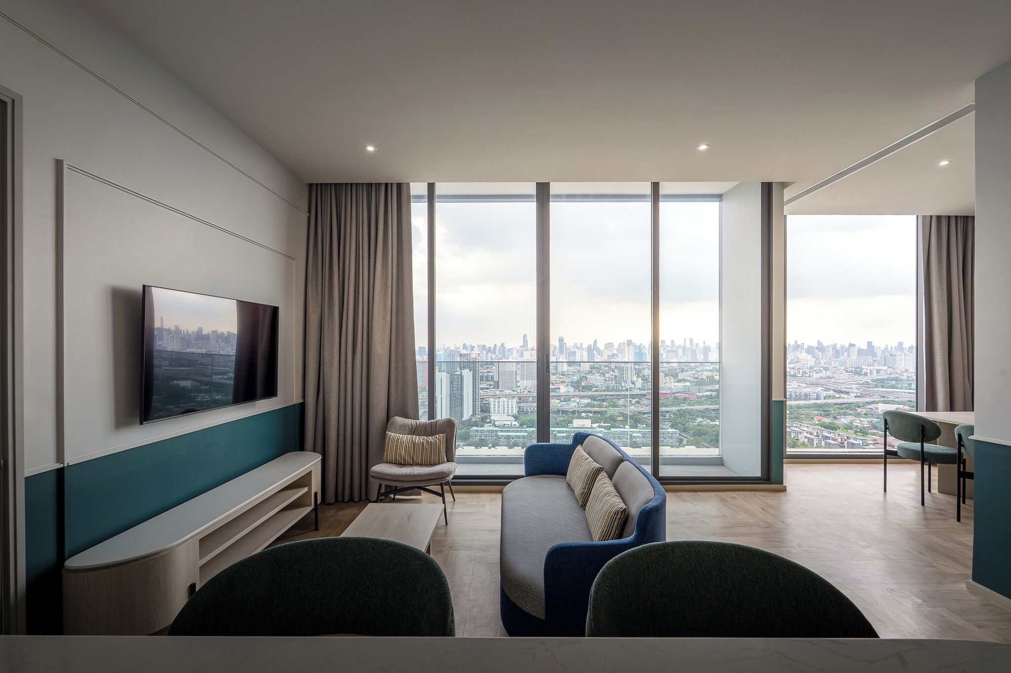 Photo - The Quarter Ramkhamhaeng by UHG