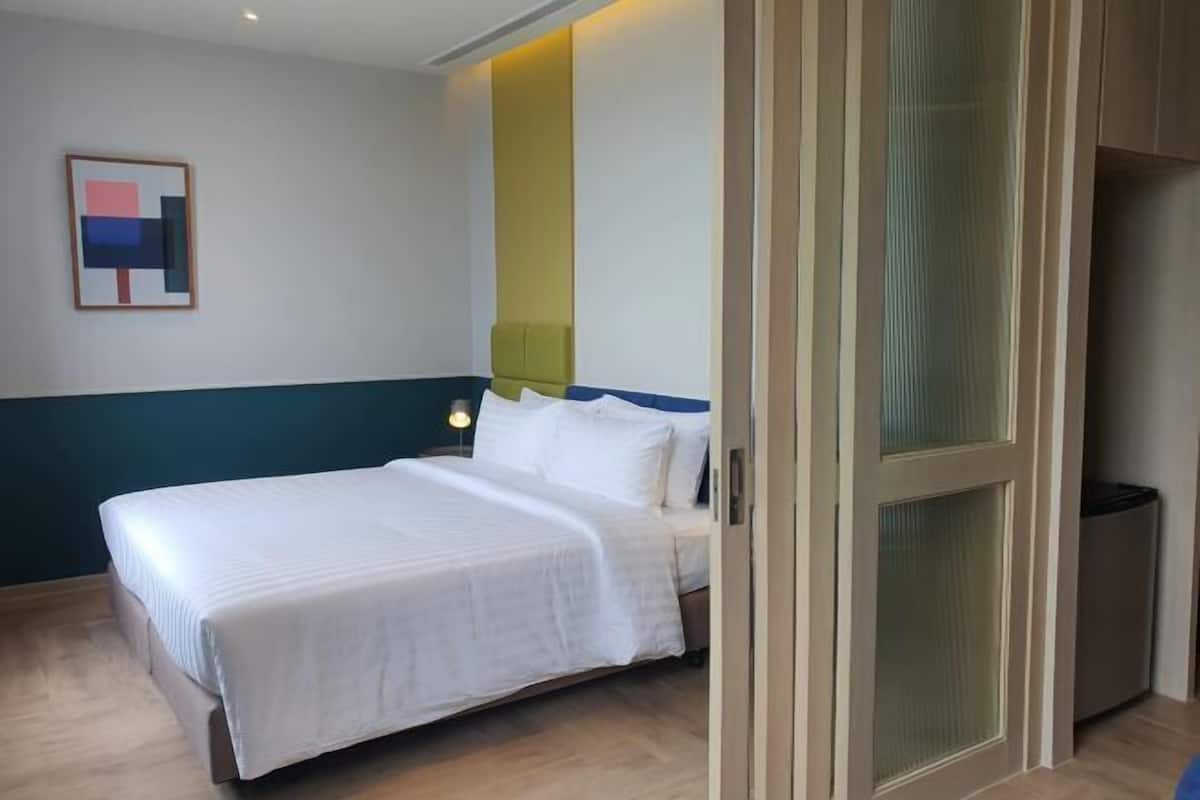 1 sovrum, minibar och värdeförvaringsskåp på rummet