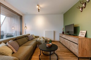 Apartment | 2 bedrooms, Internet - Cozy Beach Apartment in Middelkerke for 5 Guests Bright Living Space With Terrace (Middelkerke)