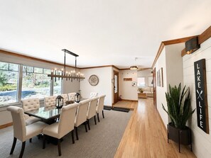 Dining - Tahoe Retreat w/ AC | Hot Tub+Backyard Oasis | Near Skiing & Beaches (SL397) (Stateline)