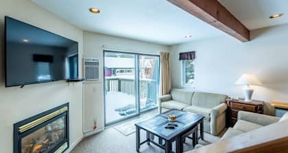 4br Private Townhouse At Smugglers' Notch Resort 4 Bedroom Condo