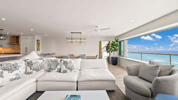 Apartamento, 1 habitación | Zona de estar | Una Smart TV