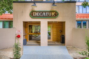 Exterior detail - 1776 Decatur 4 Bedroom Condo (Keystone)