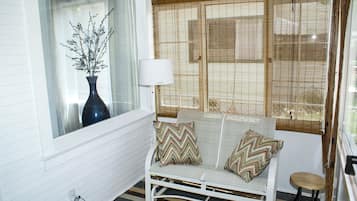 House, 2 Bedrooms | Living area | Smart TV