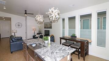 House, 2 Bedrooms | Interior