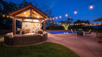 Villa, Multiple Bedrooms | Outdoor dining
