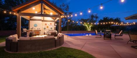 Villa, Multiple Bedrooms | Outdoor dining