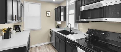 Casa, 5 habitaciones | Cocina privada | Refrigerador, horno, cafetera y tetera y tostadora