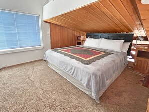 2 habitaciones y espacio para trabajar con laptop 