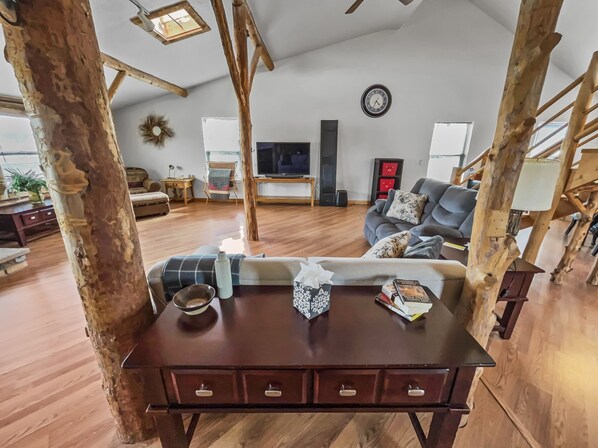 Stuga - 1 sovrum | Vardagsrum | Smart-tv