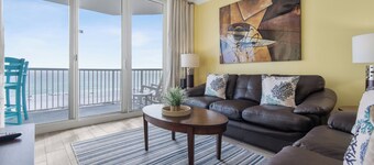 Beachhaven-Gulf Front Resort w/3 Pools. 2 chairs & umbrella set up included!