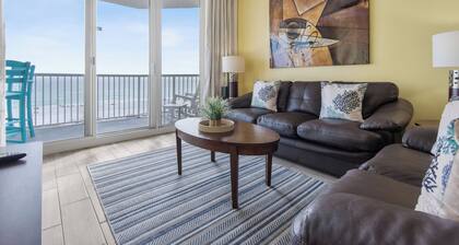Beachhaven-Gulf Front Resort w/3 Pools. 2 chairs & umbrella set up included!