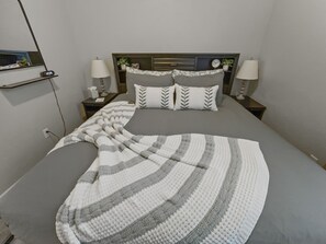 1 bedroom, desk, laptop workspace, iron/ironing board - The Loft Of Historic Charm 1 Bedroom Condo (Grand Junction)