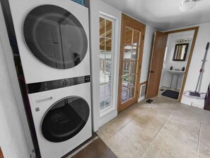 Cottage, 2 Bedrooms | Interior