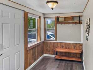 Cottage, 2 Bedrooms | Interior