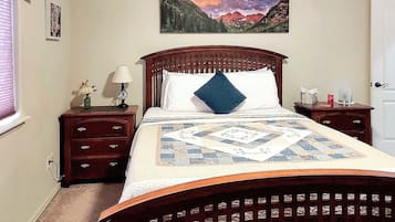 3 bedrooms, laptop workspace, iron/ironing board, free WiFi