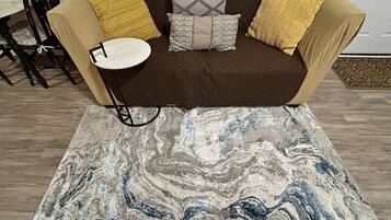 Studio | Living area | Smart TV