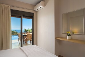 3 chambres, fer et planche à repasser, Wi-Fi gratuit, draps fournis