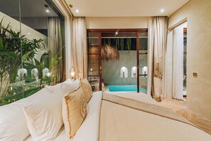 1 chambre, coffre-fort, bureau, fer et planche à repasser