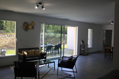 "Pretty, comfortable house in a quiet, wooded setting"