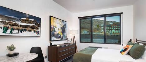 Desk, iron/ironing board, free WiFi, bed sheets