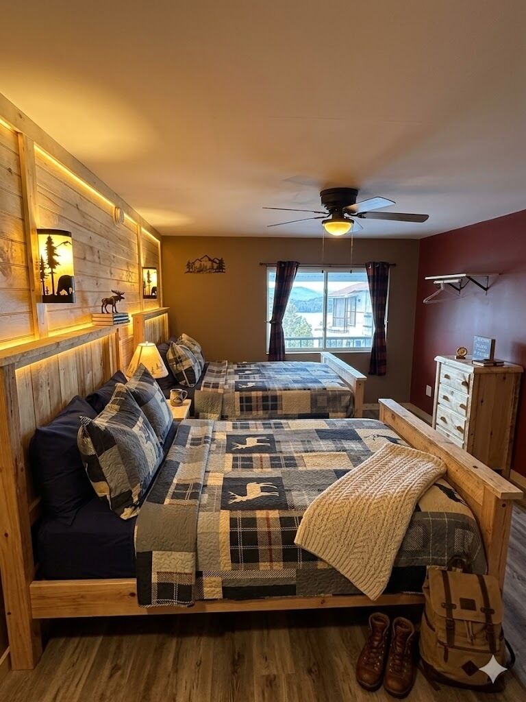 Photo - The Lake George Inn