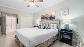 4 室のベッドルーム、アイロン / アイロン台、WiFi (無料)、ベッドシーツ