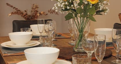 Contemporary & elegant, 3-bedroom house a short walk from Harrogate's center.