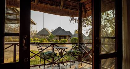 Room in Guest Room - Mmakuba Private Game Lodge, Deluxe Chalet 8B