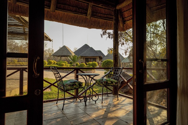 Room, 1 Bedroom, Patio, Garden View | Living area